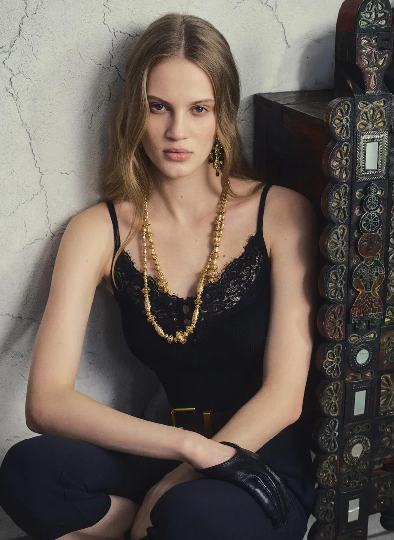 Lichi Top with thin straps and lace detailing